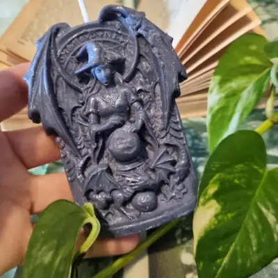 Vela la guardiana del umbralmini3